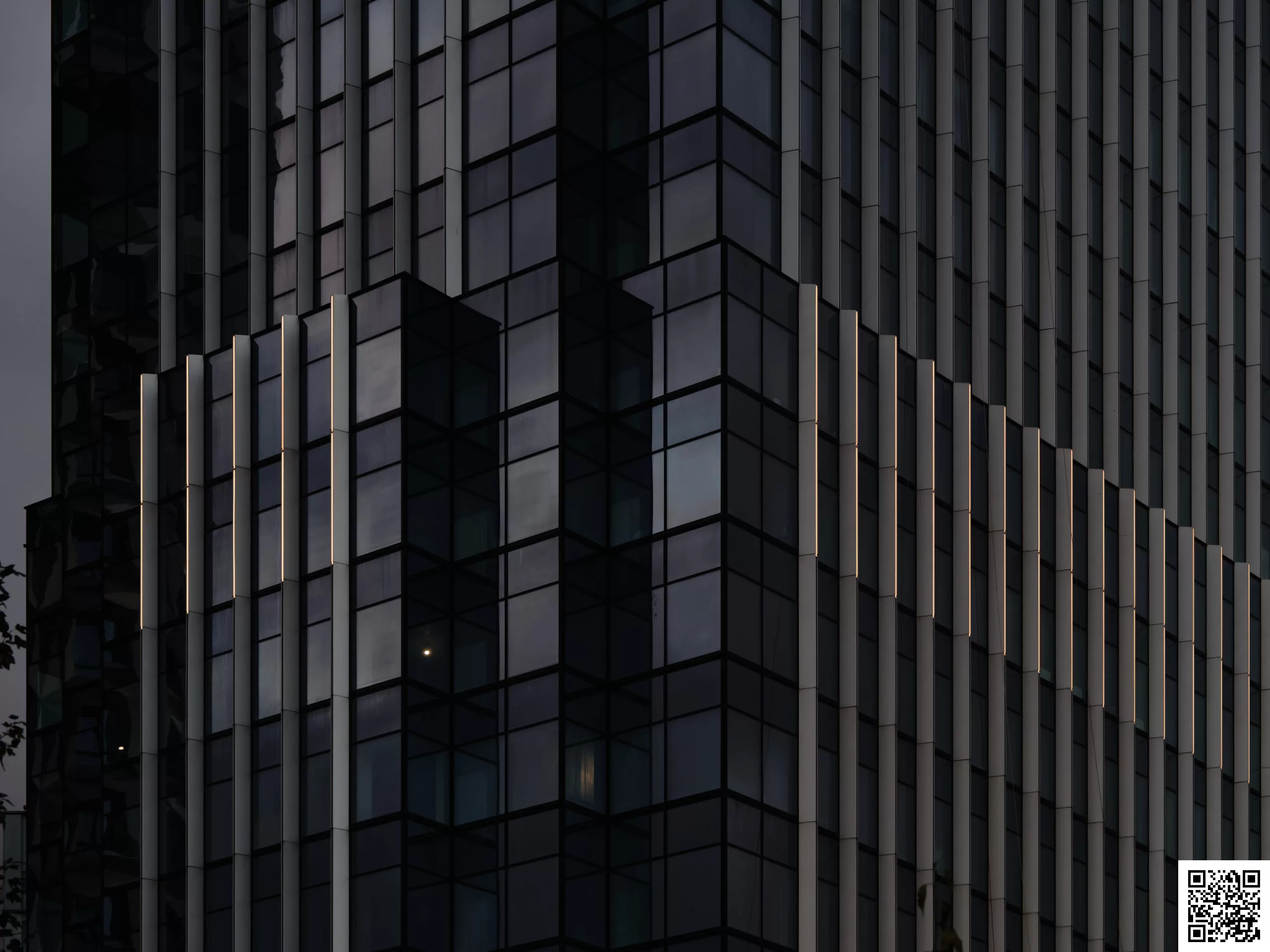 Архитектурно-художественное освещение ЖК ЗИЛАРТ TOWER г. Москва СТК МТ Электро, ООО(1955)